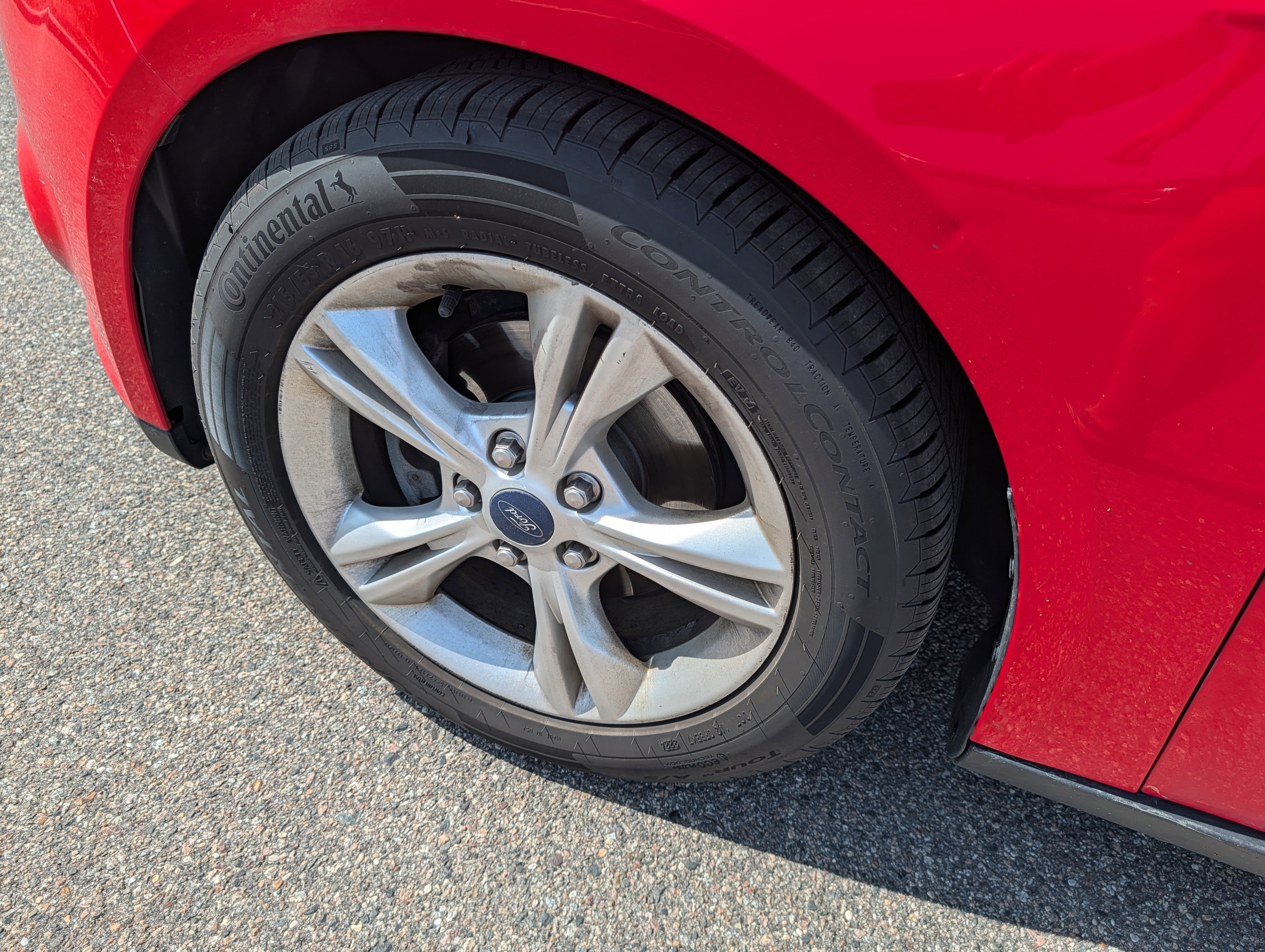 Used 2014 Ford Focus SE FWD image 5