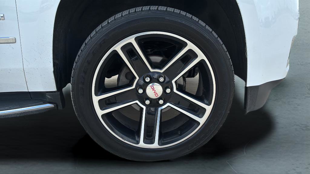 Used 2016 GMC Yukon Denali w/ Open Road Package image 32