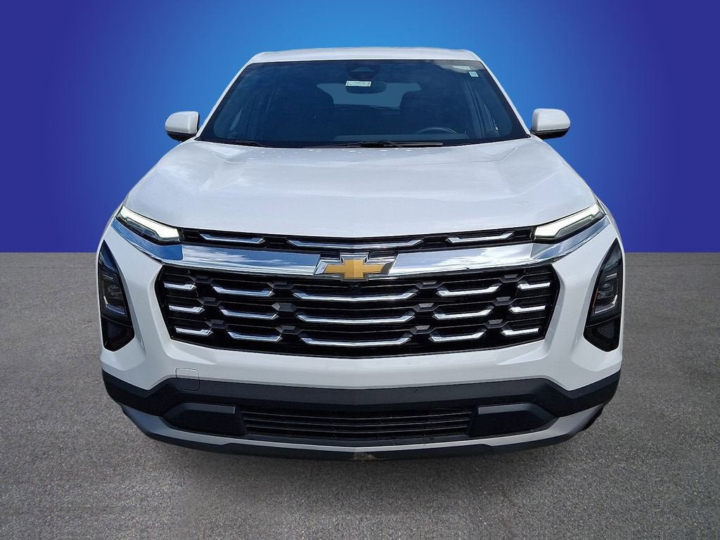 Used 2025 Chevrolet Equinox LT AWD/4WD image 2