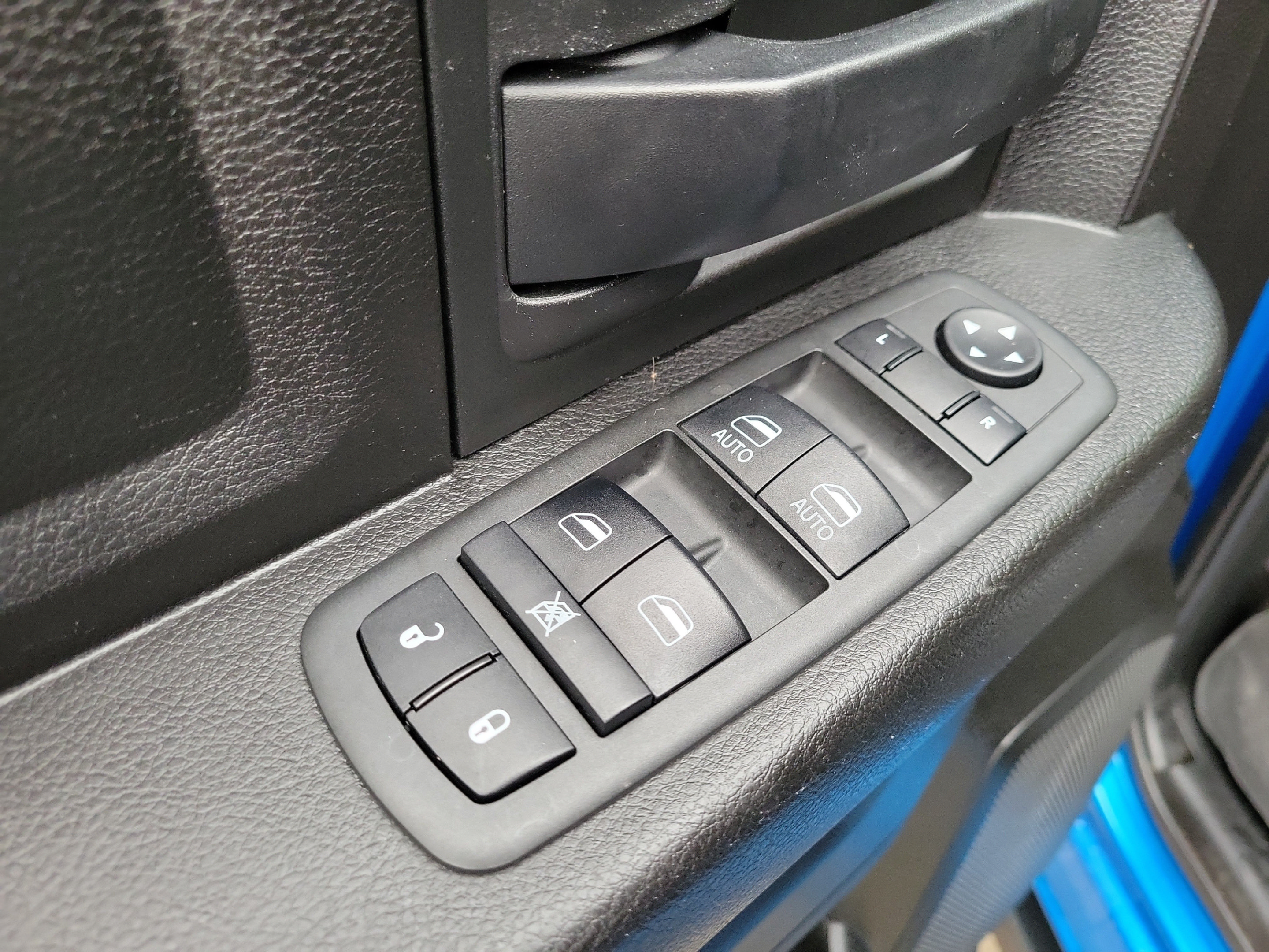 Used 2019 RAM 1500 Express w/ Express Value Package AWD/4WD image 13