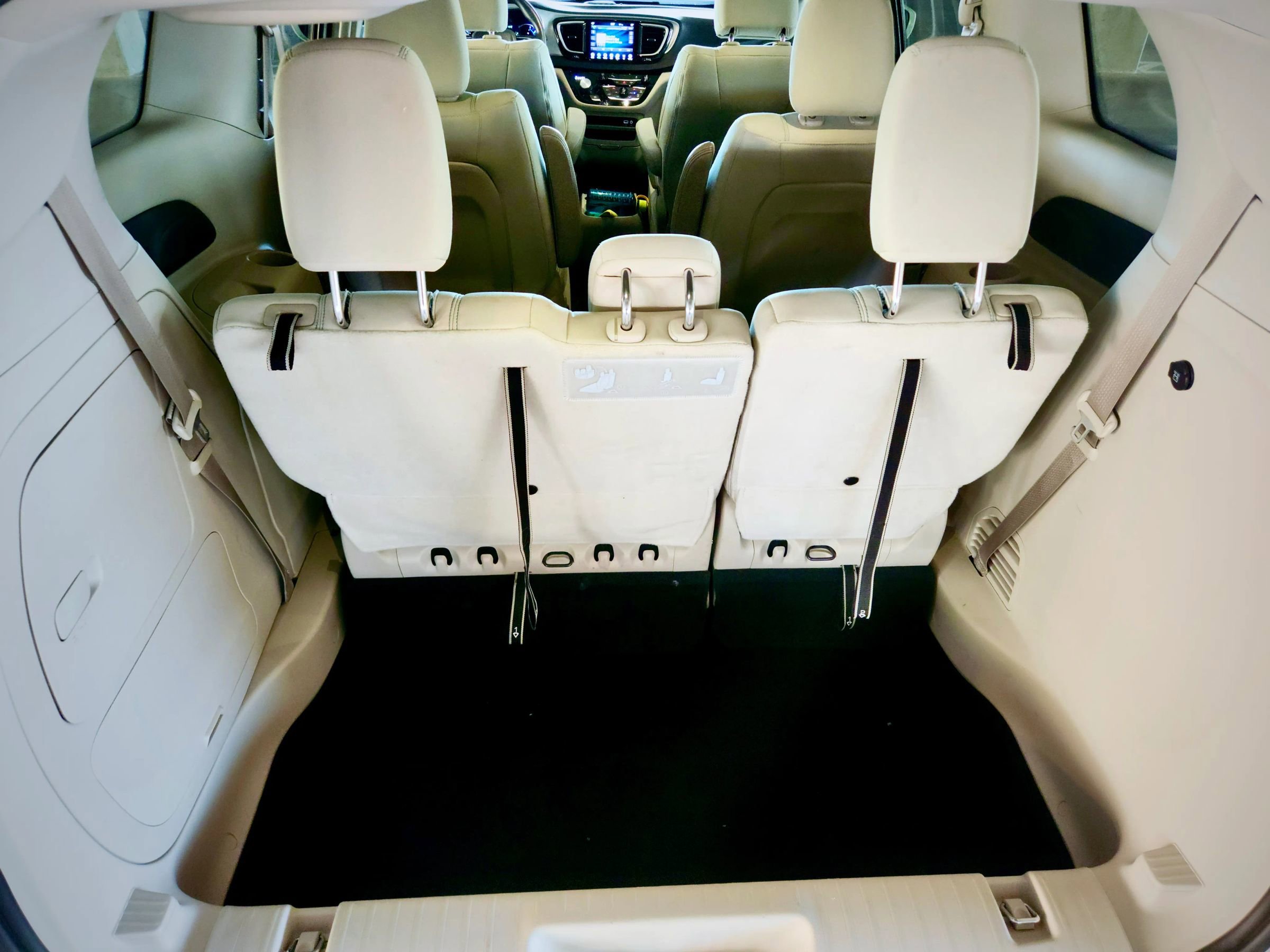 Used 2019 Chrysler Pacifica Touring Plus image 14