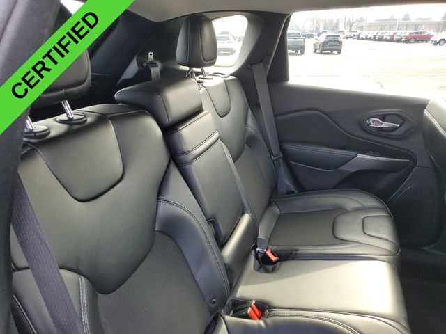 Used 2019 Jeep Cherokee Latitude Plus w/ Cold Weather Group image 27