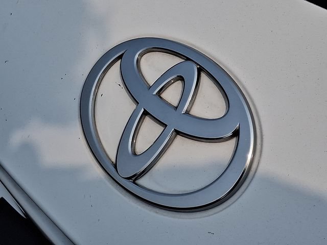 Certified 2025 Toyota Camry SE FWD image 6