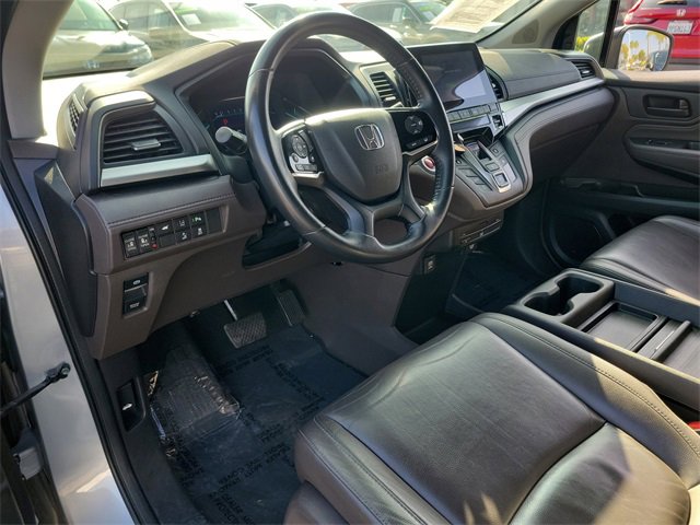 Certified 2018 Honda Odyssey Touring image 18