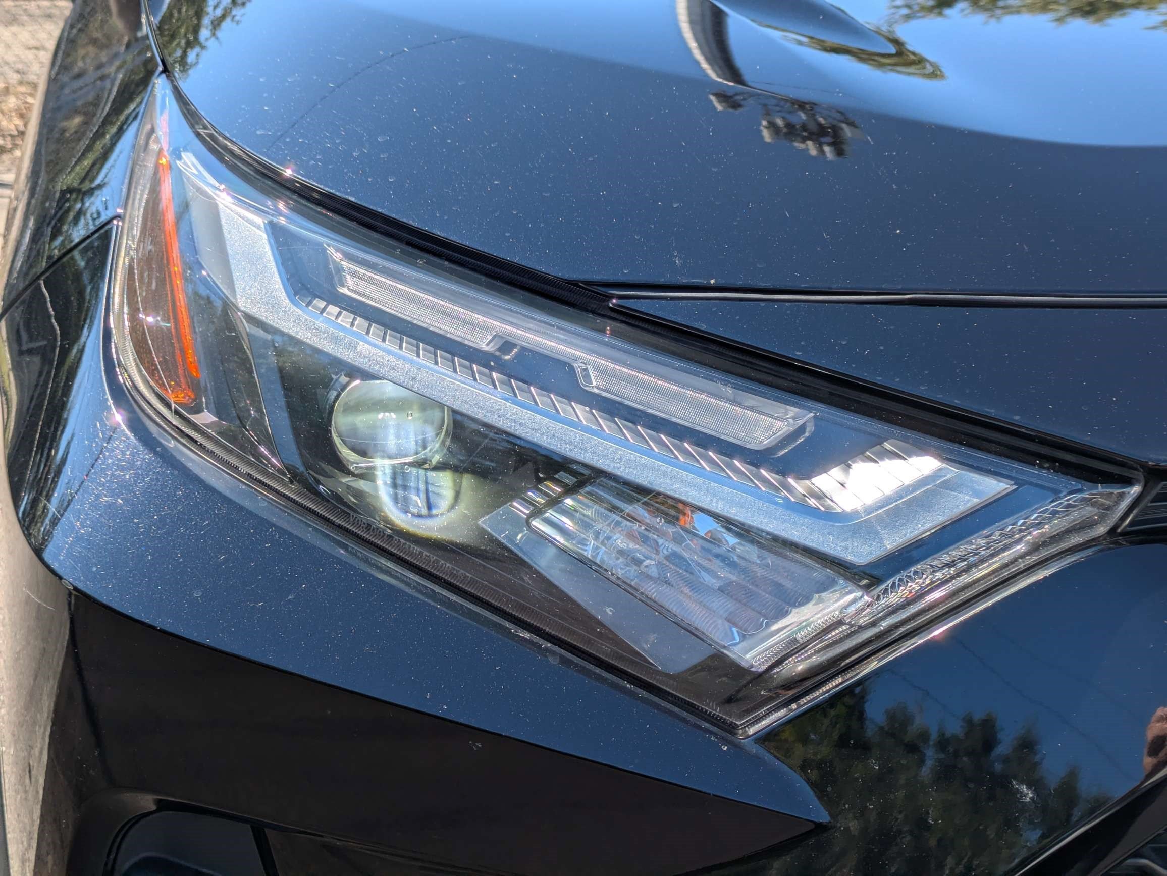 Used 2025 Toyota RAV4 XLE Premium w/ Weather Package FWD image 9