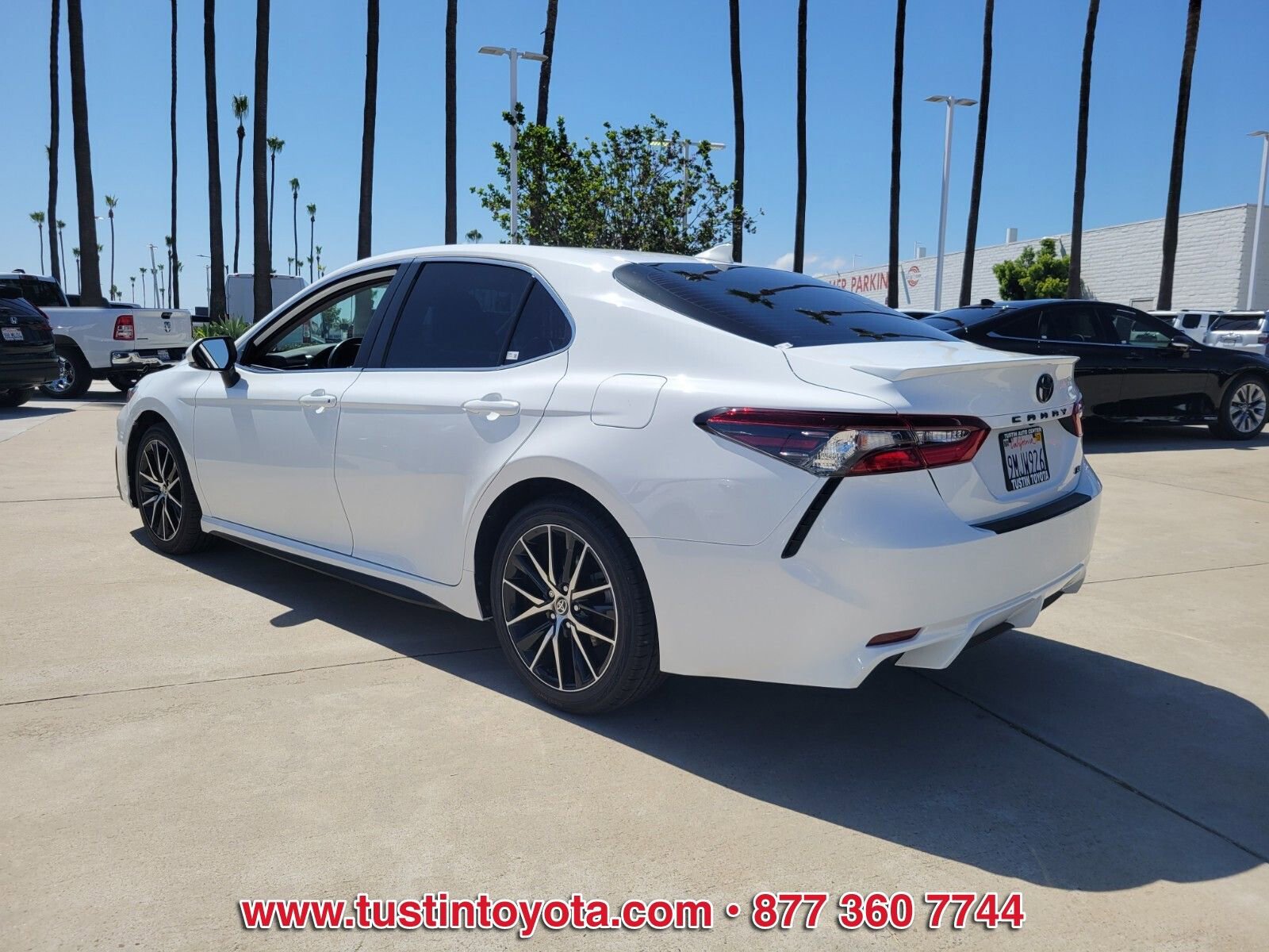 Certified 2024 Toyota Camry SE w/ Blackout Package (TMS) FWD image 6