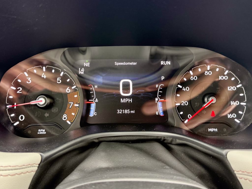 Used 2025 Jeep Compass Limited AWD/4WD image 24