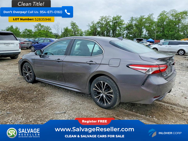Used 2020 Toyota Camry SE FWD image 3