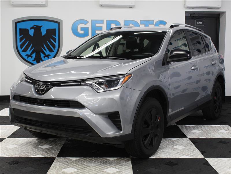 Used 2018 Toyota RAV4 LE w/ All Weather Liner Package
