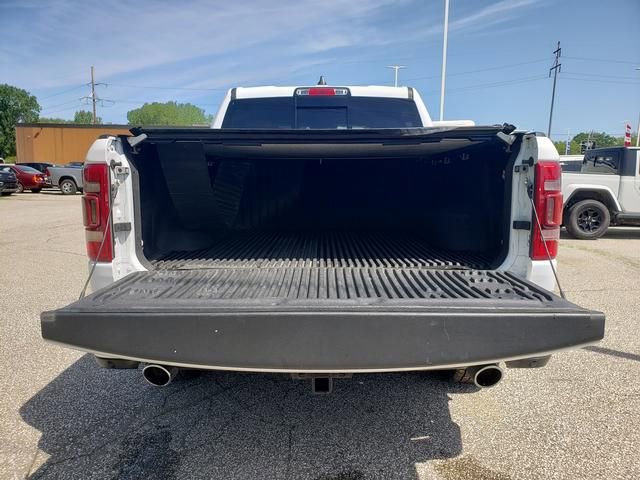 Used 2022 RAM 1500 Laramie w/ Sport Appearance Package AWD/4WD image 5