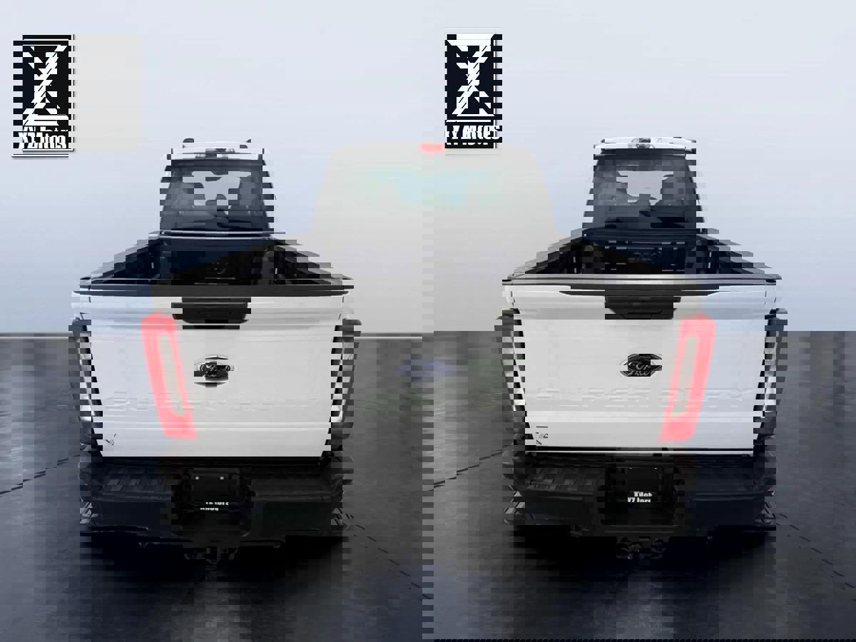 Used 2024 Ford F350 XL image 5