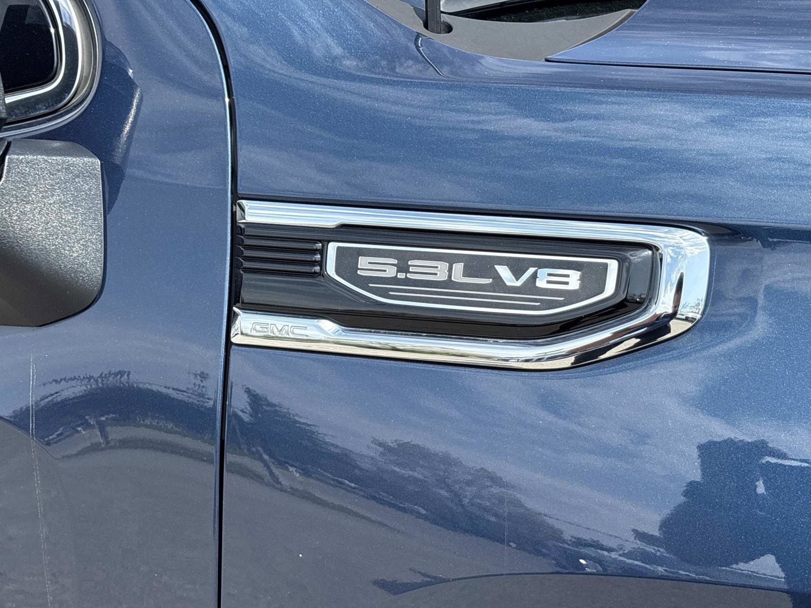Used 2019 GMC Sierra 1500 SLT w/ SLT Premium Package image 11