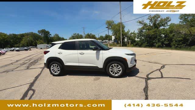 Used 2025 Chevrolet TrailBlazer LS w/ LS Convenience Package FWD image 9