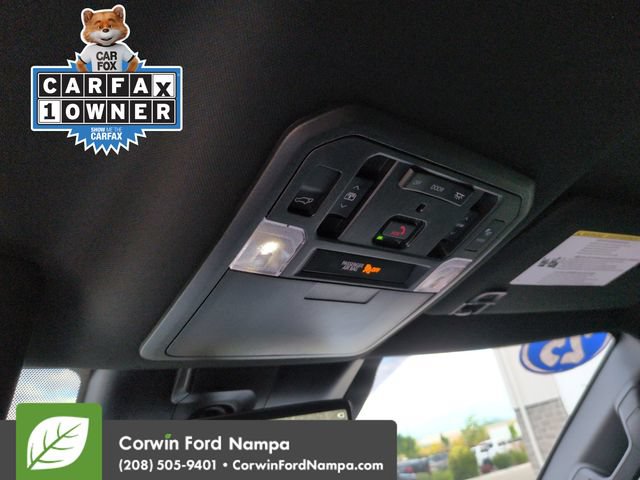 Used 2025 Toyota Sequoia Platinum AWD/4WD image 21