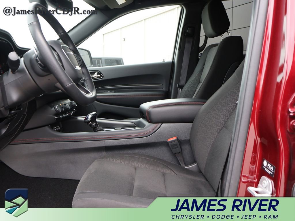 Used 2025 Dodge Durango GT AWD/4WD image 24