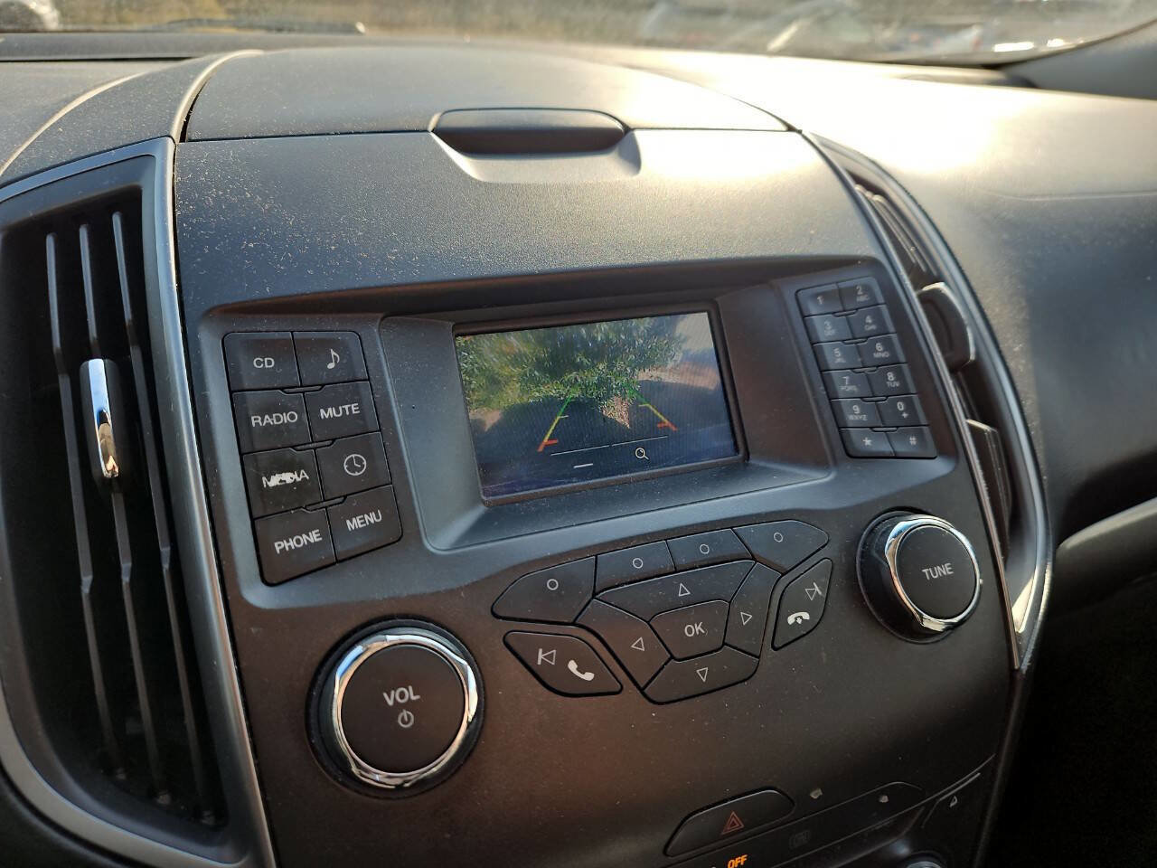 Used 2015 Ford Edge SE image 15