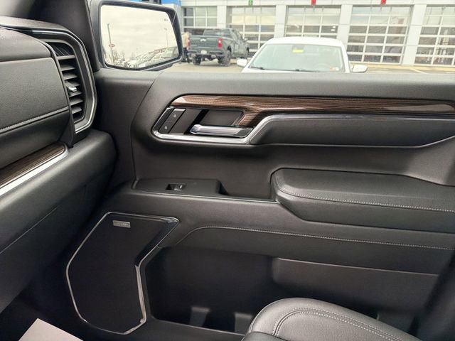 Used 2024 Chevrolet Silverado 1500 LT Trail Boss image 25