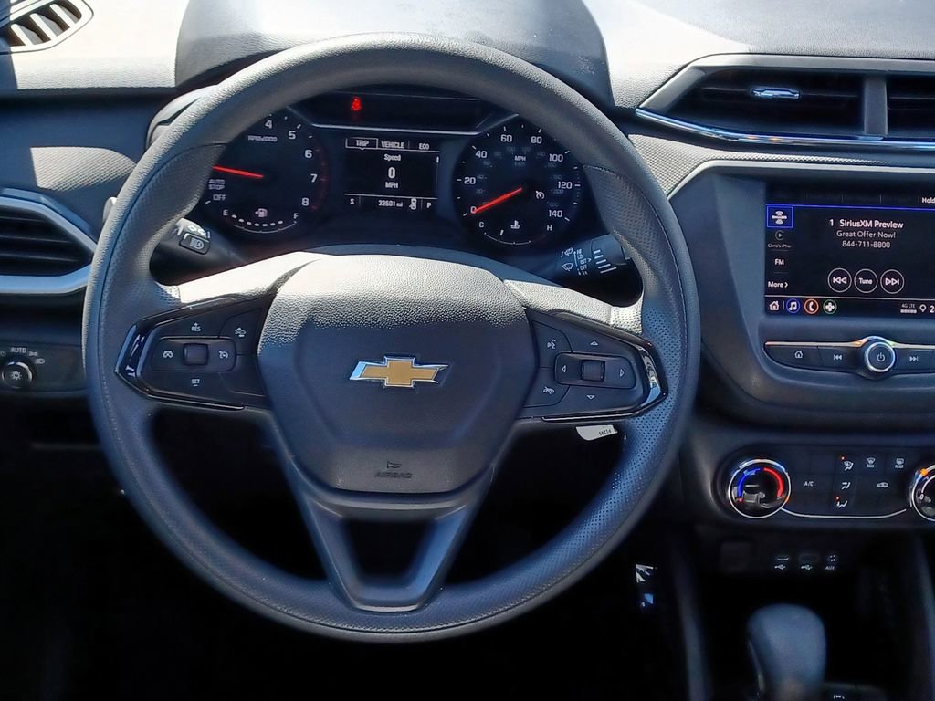 Used 2023 Chevrolet TrailBlazer LS FWD image 27