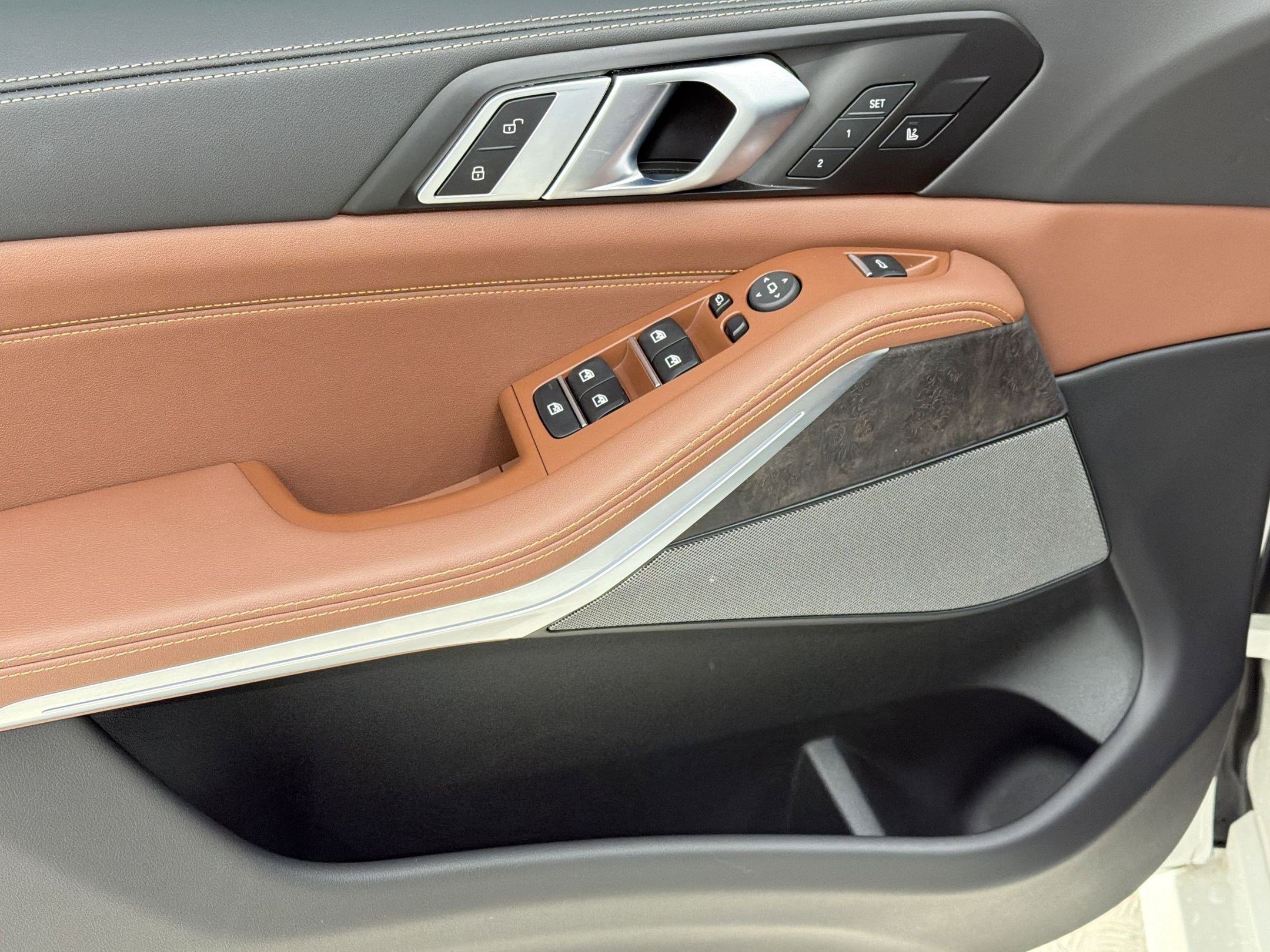 Certified 2025 BMW X5 xDrive40i w/ Executive Package image 13