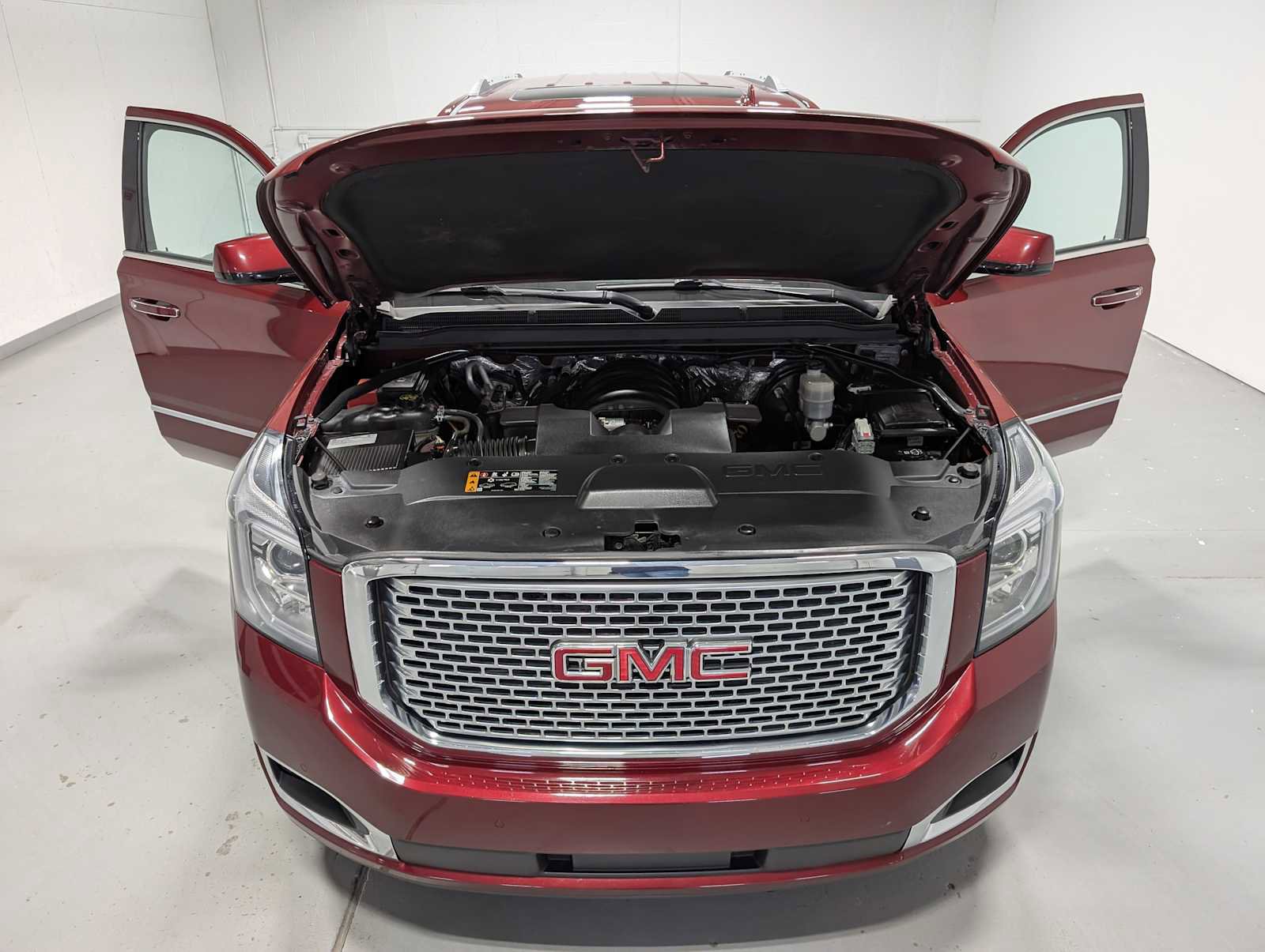 Certified 2017 GMC Yukon Denali image 14