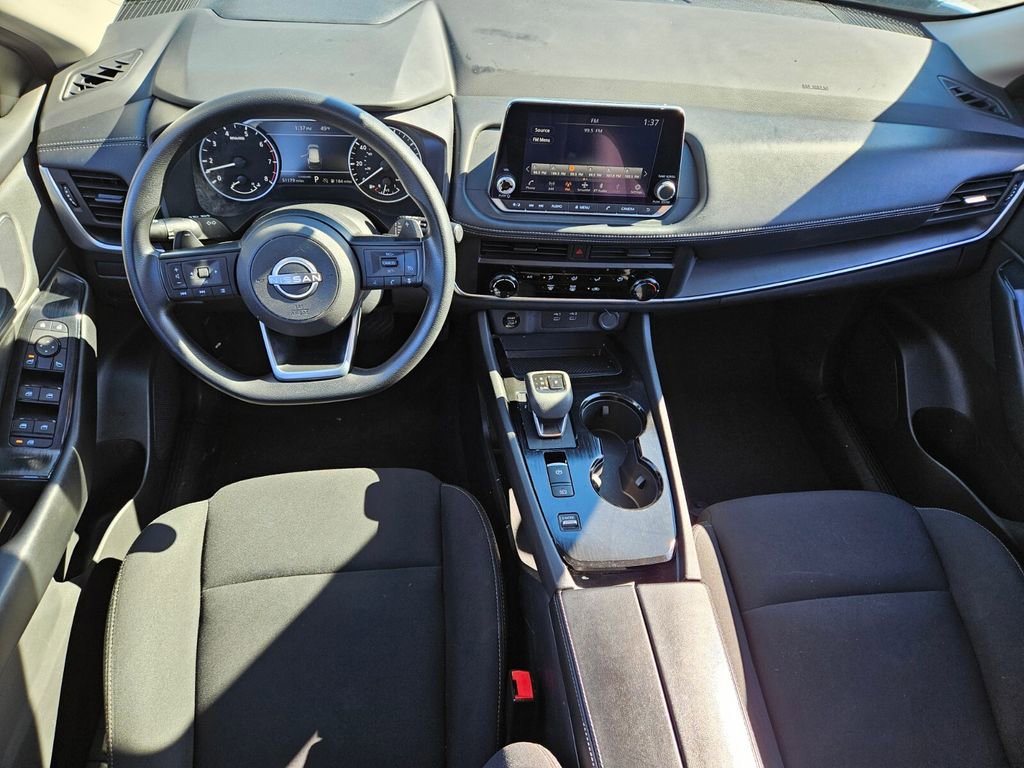 Used 2024 Nissan Rogue S image 8