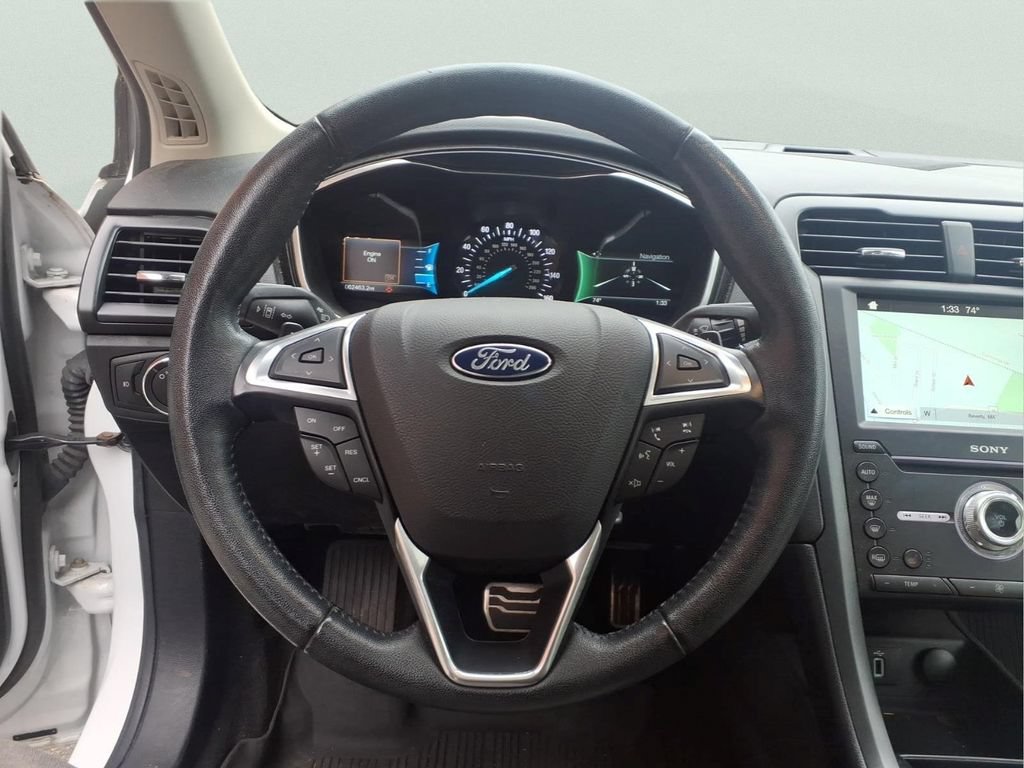 Used 2017 Ford Fusion Titanium FWD image 31