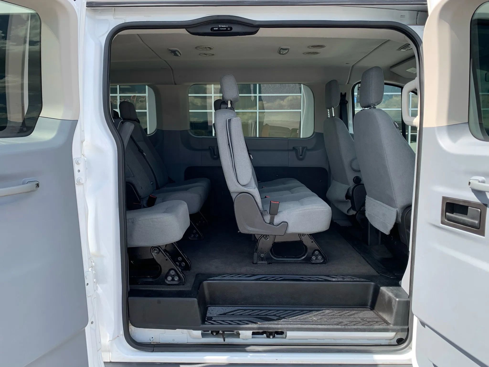 Used 2016 Ford Transit 350 XLT RWD image 25