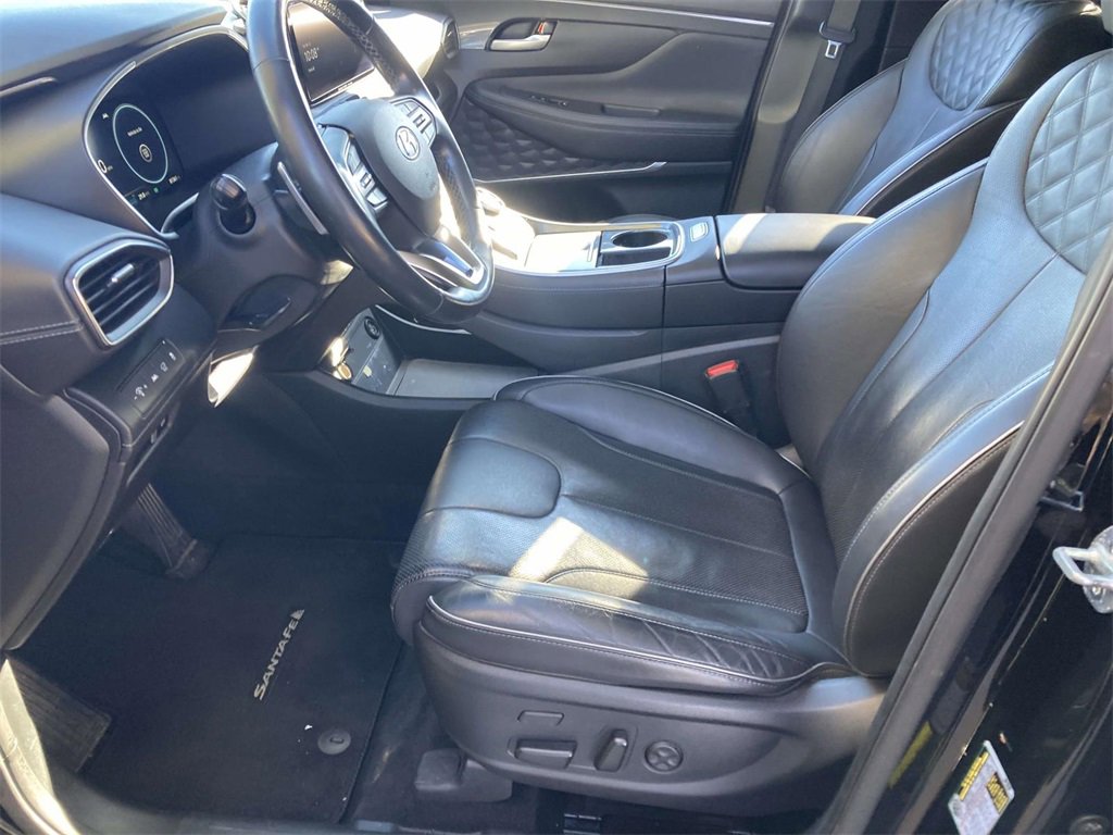 Used 2021 Hyundai Santa Fe Limited w/ Cargo Package image 12