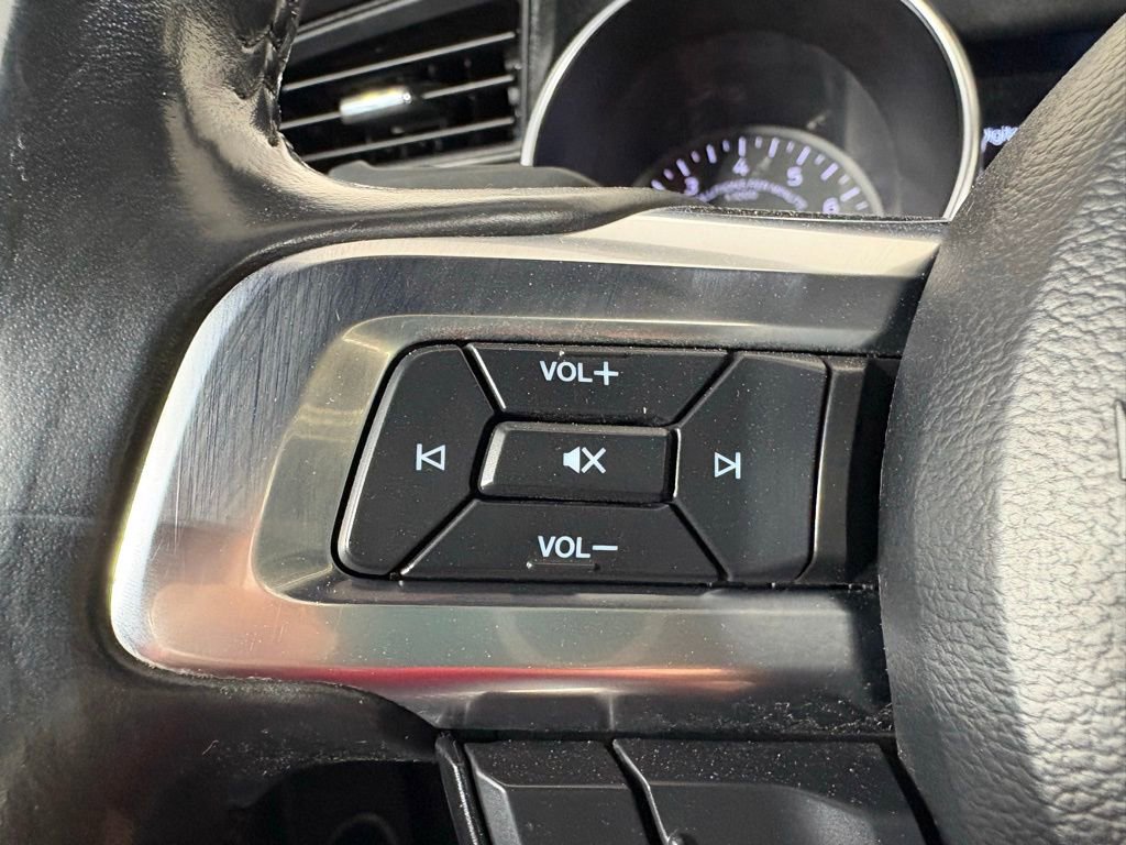 Used 2022 Ford Mustang Premium image 18