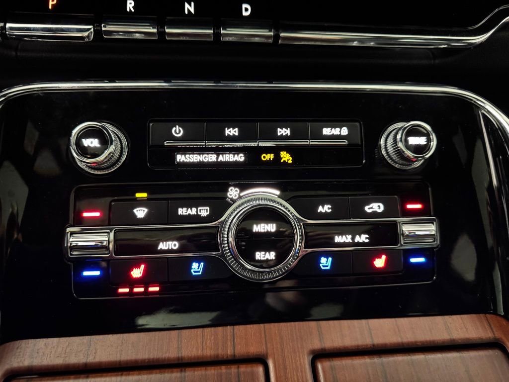 Certified 2023 Lincoln Navigator L Reserve w/ Equipment Group 201A AWD/4WD image 42