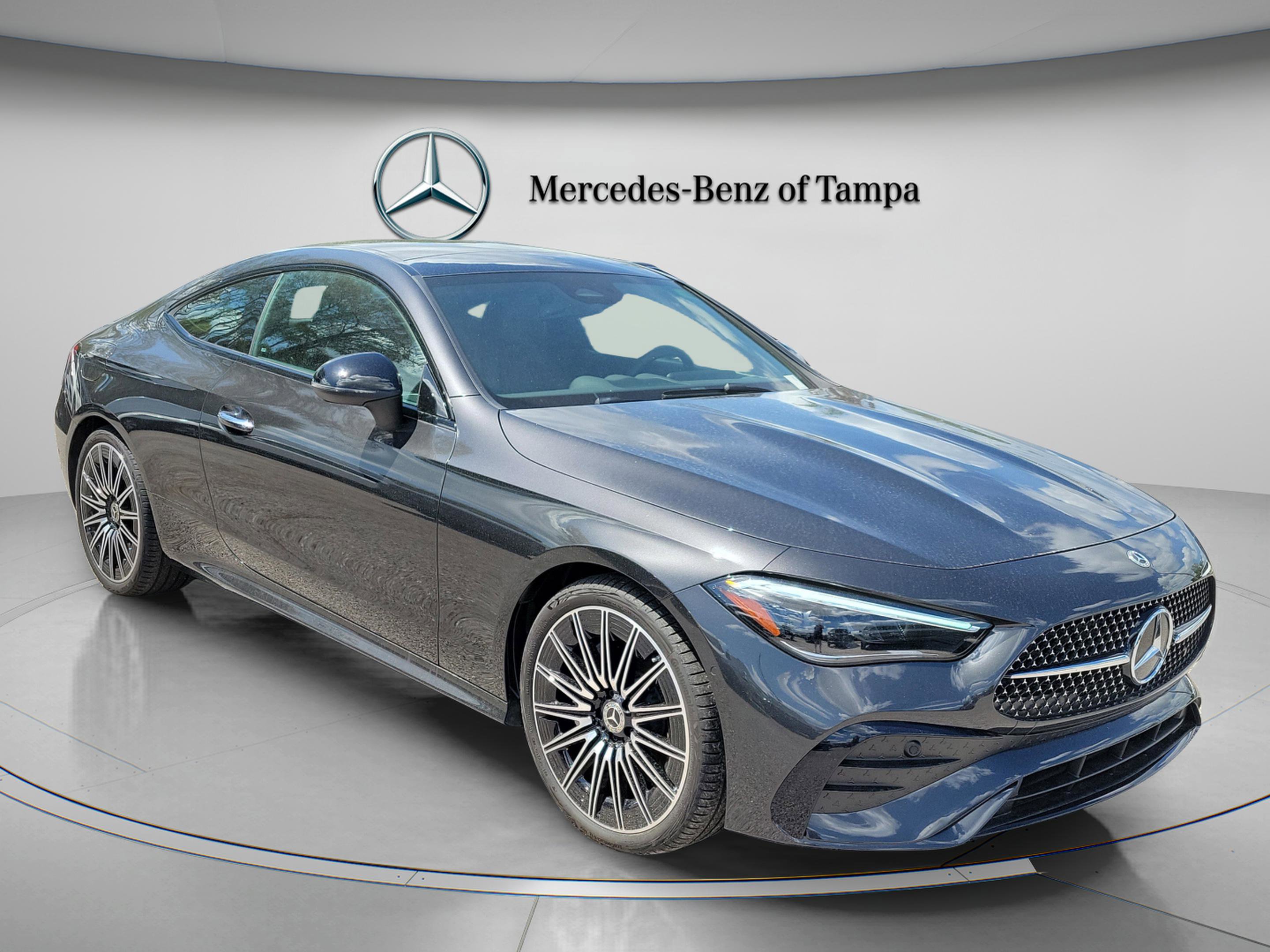 Used 2026 Mercedes-Benz CLE 300 4MATIC Coupe image 4