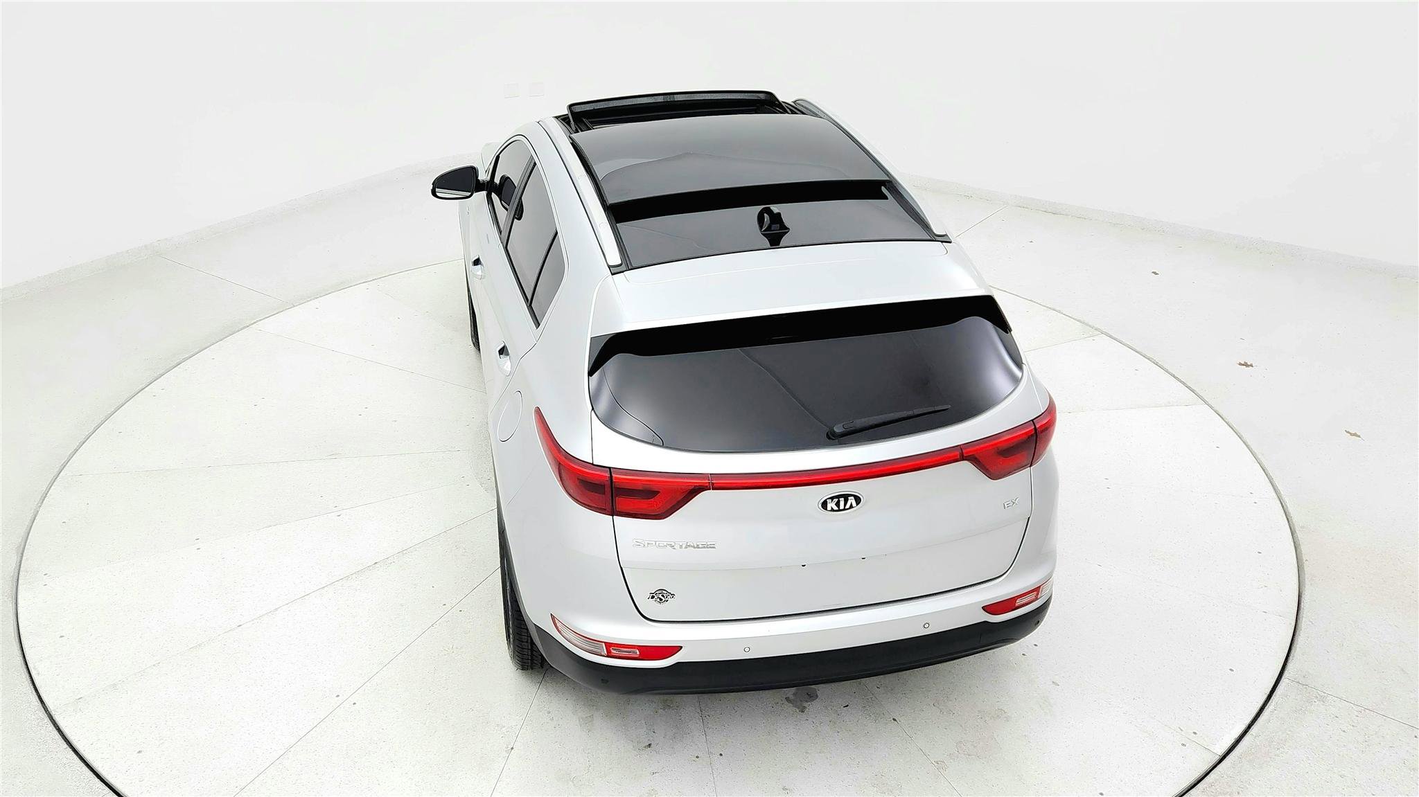 Used 2017 Kia Sportage EX w/ EX Technology Package image 16