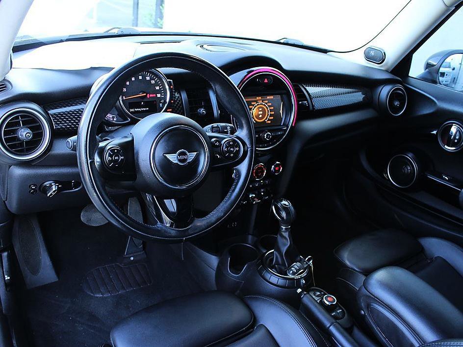 Used 2015 MINI Cooper S FWD image 9