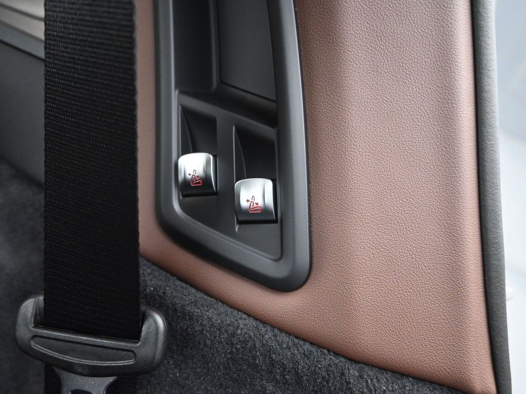 New 2026 BMW X7 xDrive40i image 37