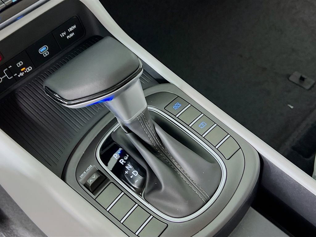 New 2025 Hyundai Kona SEL image 14