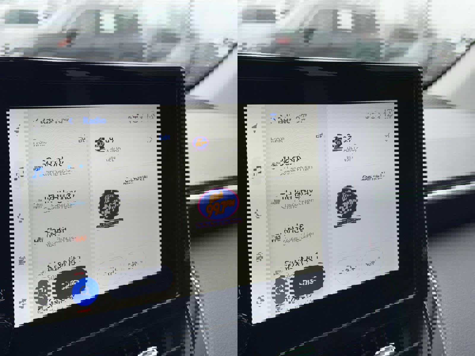 Used 2025 Toyota Corolla Cross XLE w/ Convenience Package image 26