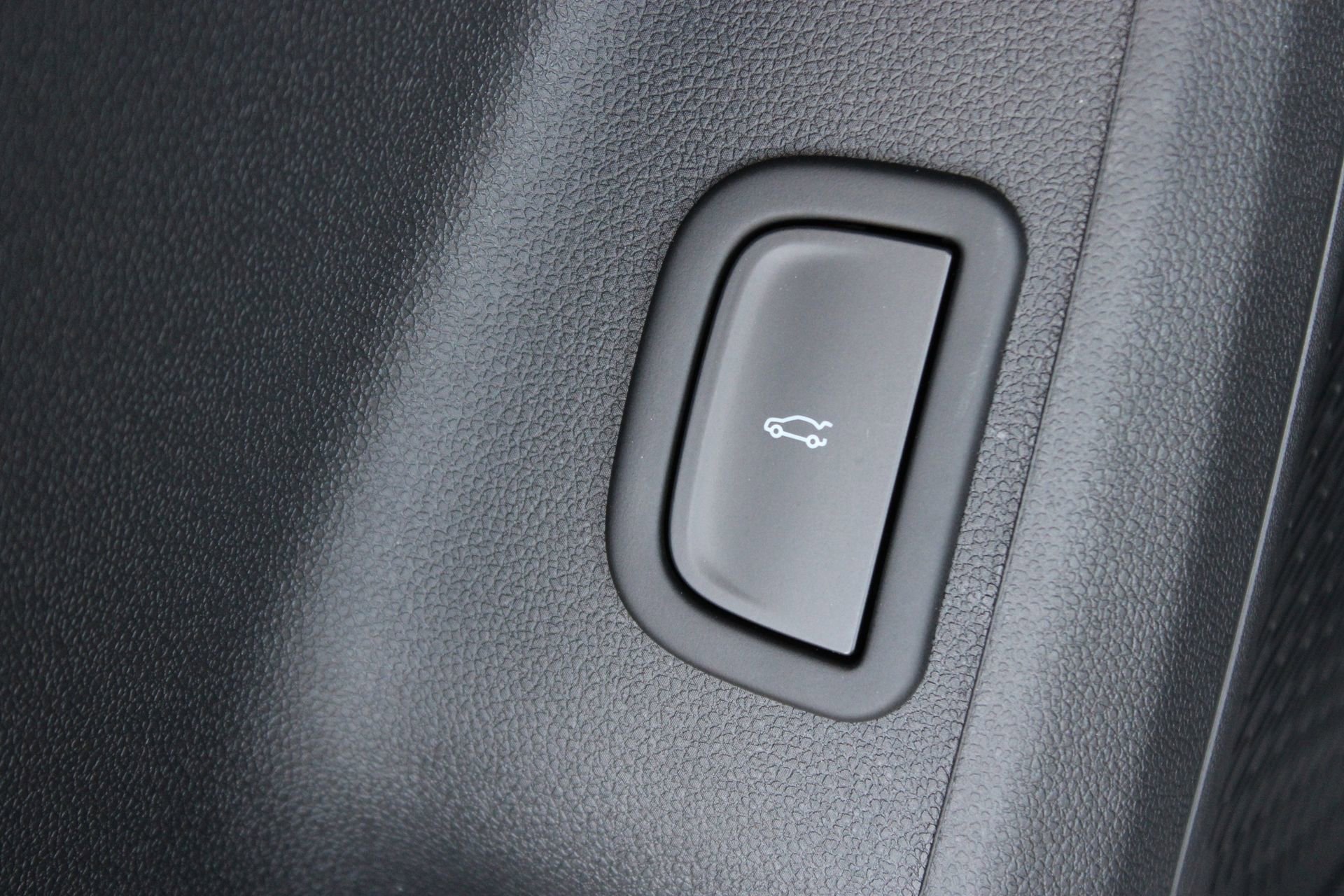 New 2026 Chevrolet Traverse LT w/ Driver Confidence Package FWD image 26