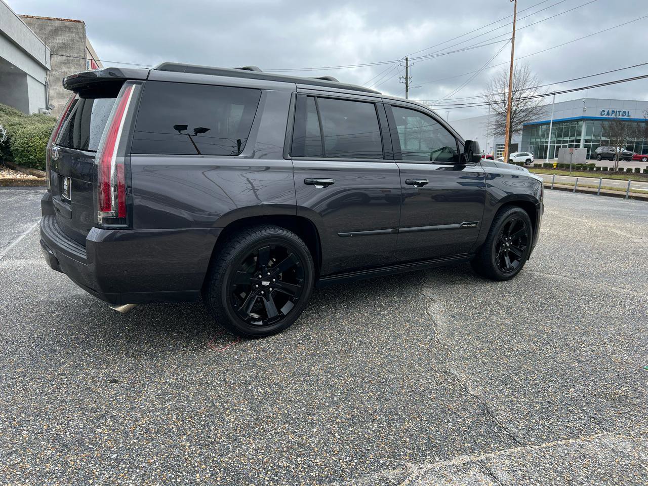 Used 2018 Cadillac Escalade Platinum image 21