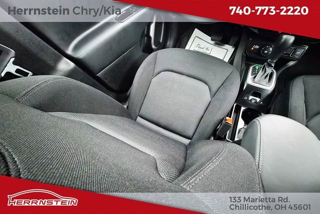 Used 2023 Jeep Renegade Latitude image 13