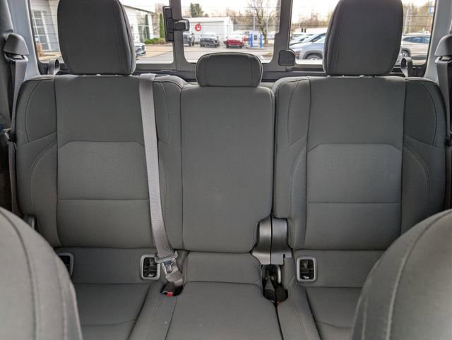 Used 2022 Jeep Gladiator Willys image 16