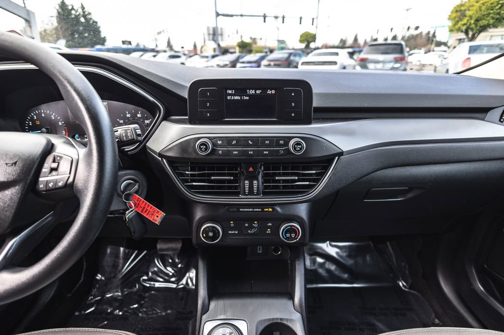 Used 2020 Ford Escape S image 26