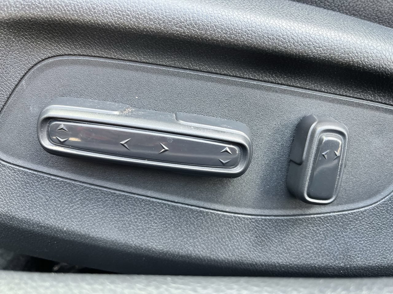 Used 2025 Acura Integra FWD image 20