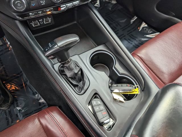 Used 2024 Dodge Durango GT image 19