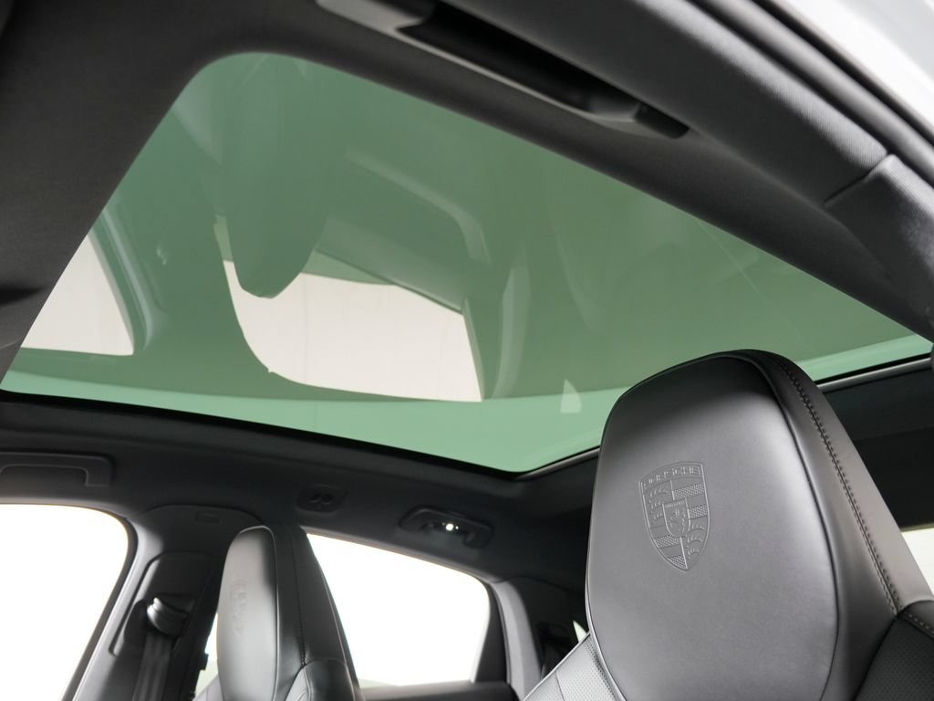 New 2026 Porsche Cayenne S AWD/4WD image 19