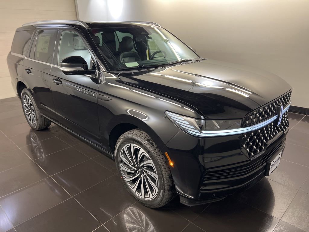 New 2026 Lincoln Navigator Black Label AWD/4WD image 1