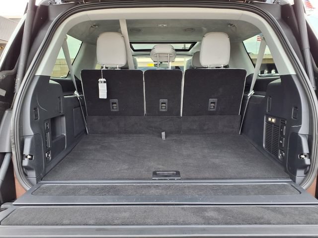 New 2025 Lincoln Navigator L Black Label w/ Black Label Special Edition AWD/4WD image 16