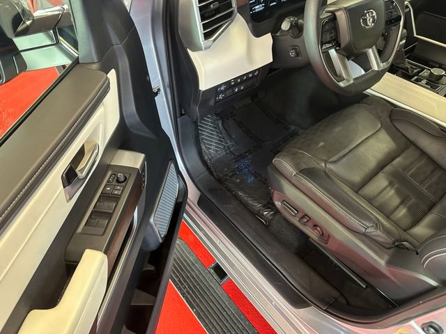 Used 2024 Toyota Sequoia Capstone image 10