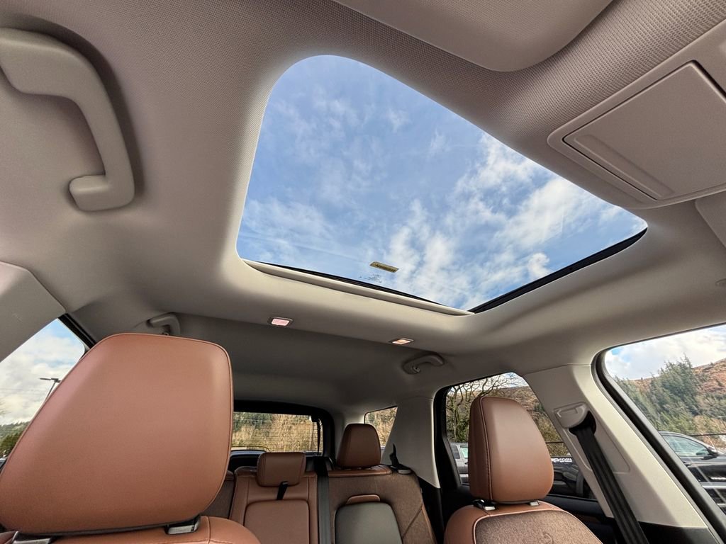 Used 2025 Ford Bronco Sport Outer Banks w/ Outer Banks Tech Package+ image 28