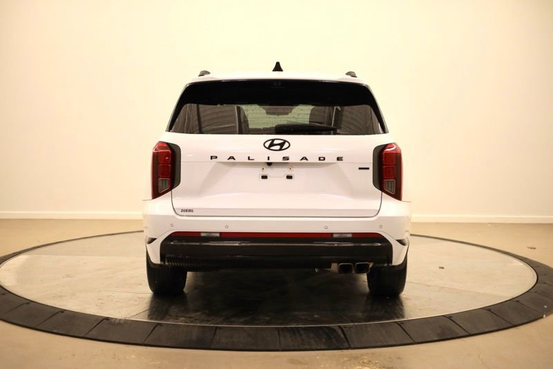 Used 2025 Hyundai Palisade Calligraphy image 4