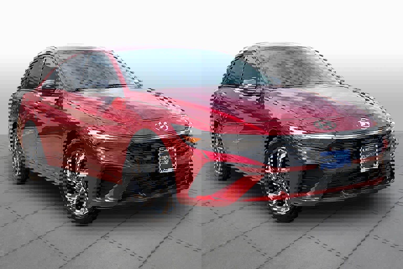 Certified 2025 Hyundai Elantra Sport image 3